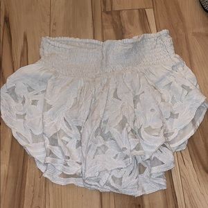 Flowy white short